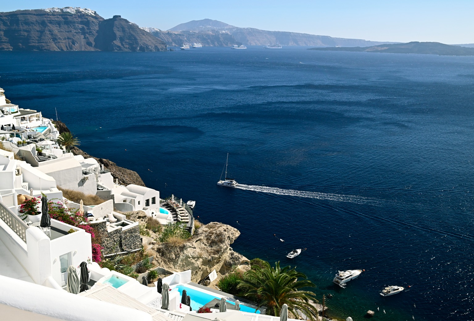 Santorini Cruise Passenger Tour
