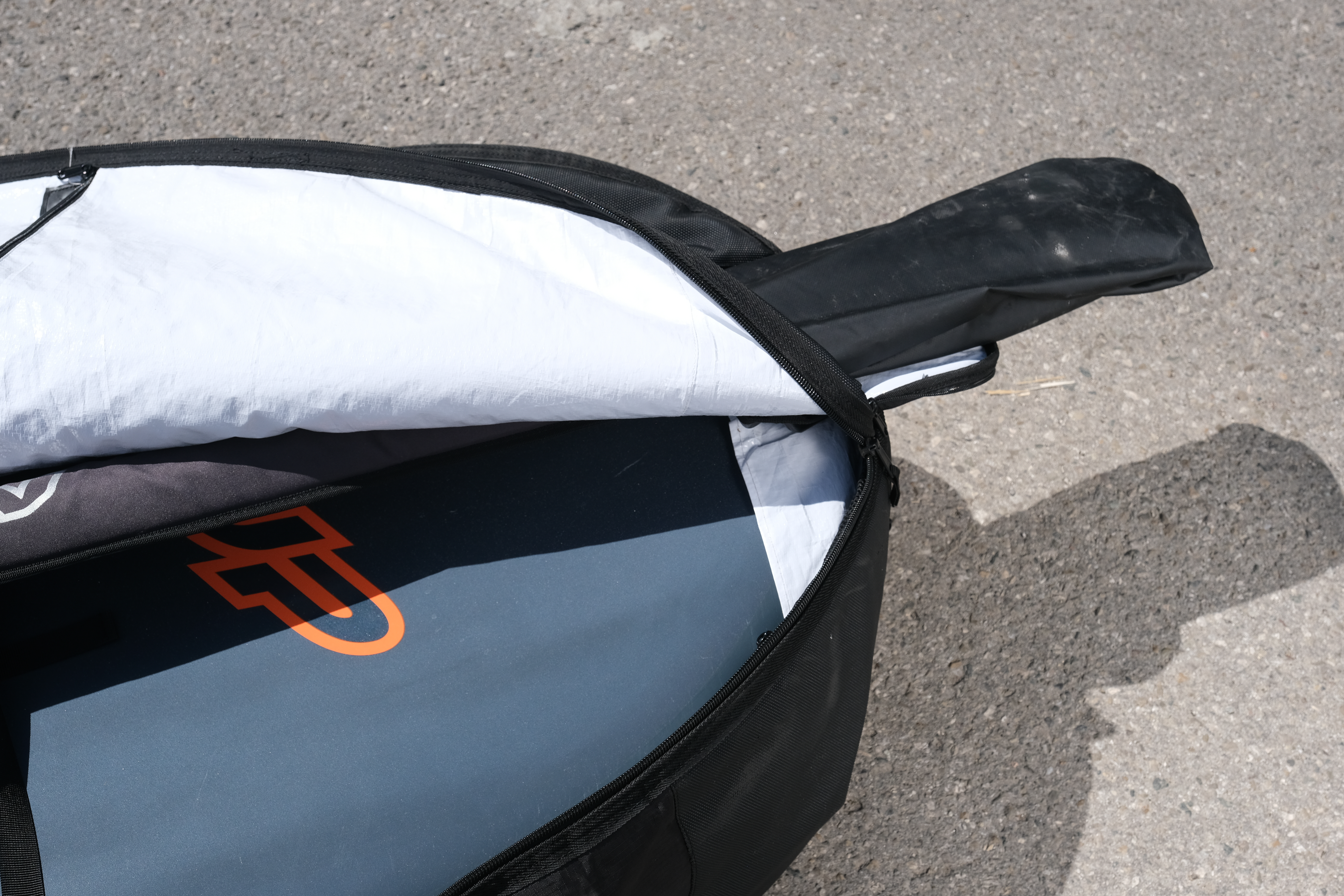 Tried out: New NeilPryde board bag with retractable stowage tube