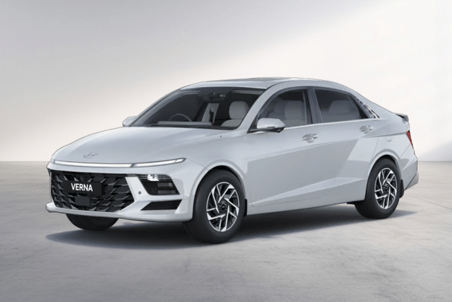 Hyundai Verna rental