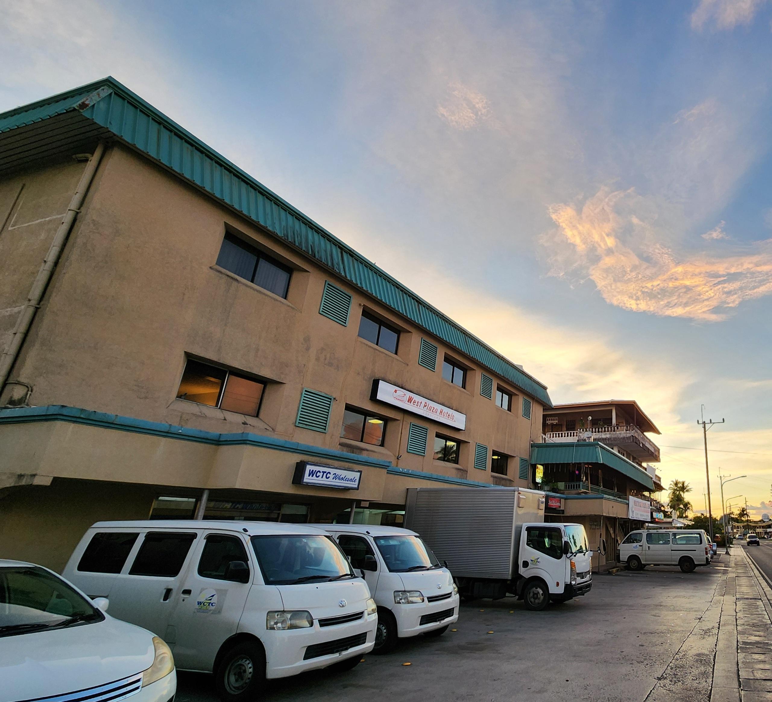 ウエストプラザホテルズ