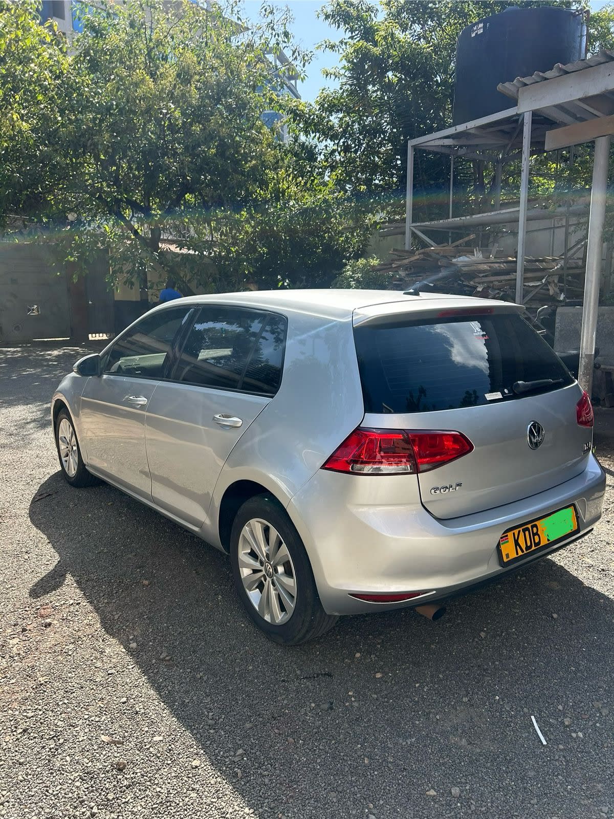 VOLKSWAGEN GOLF TSI