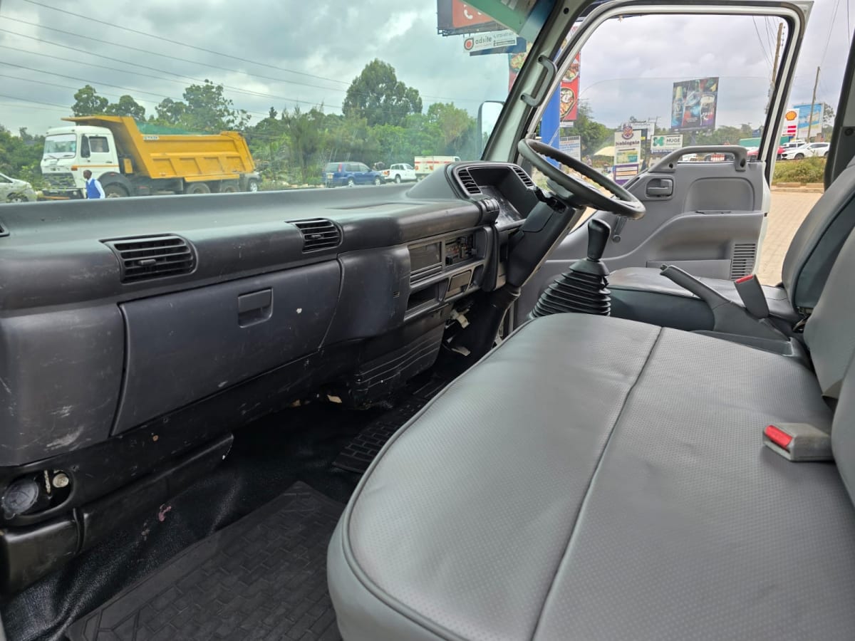ISUZU NPR LOCAL
