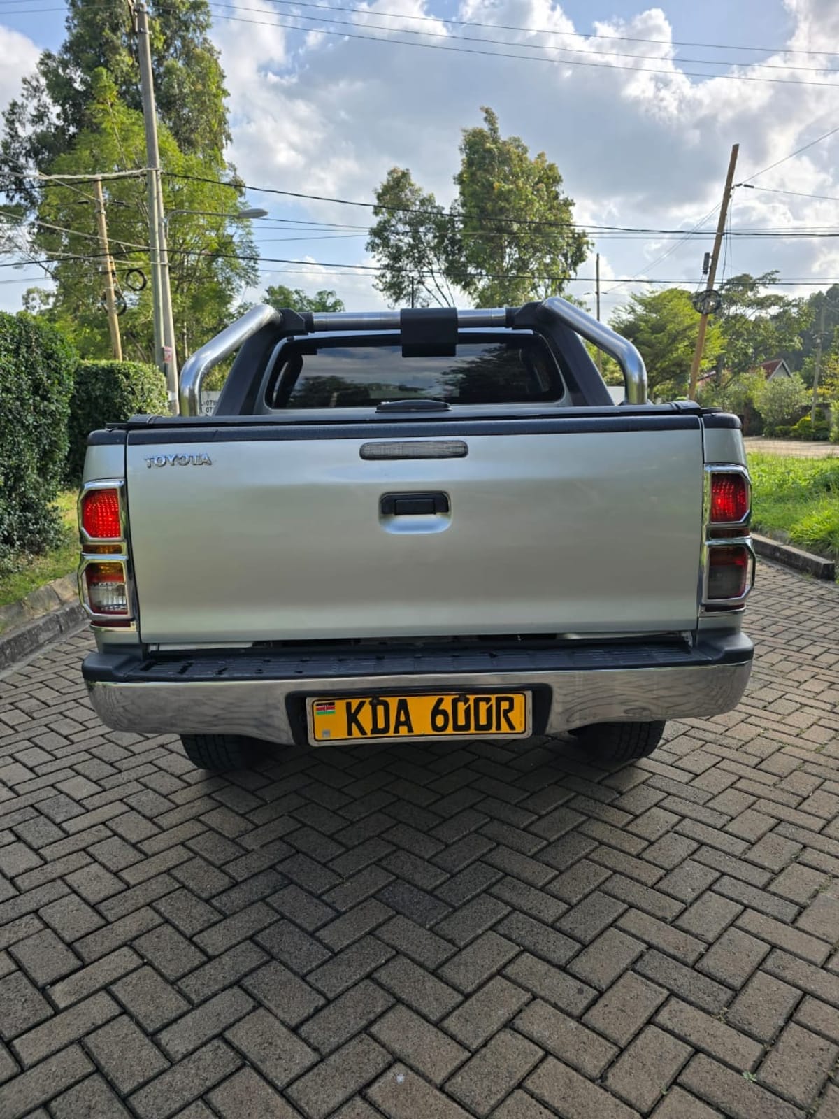 TOYOTA HILUX DOUBLE CAB