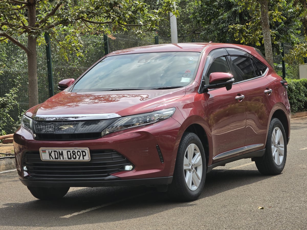 TOYOTA HARRIER