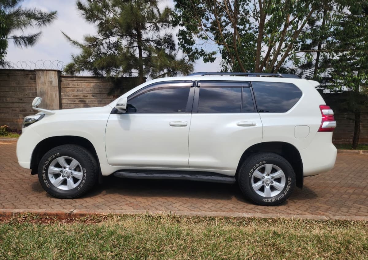 TOYOTA LANDCRUISER J150