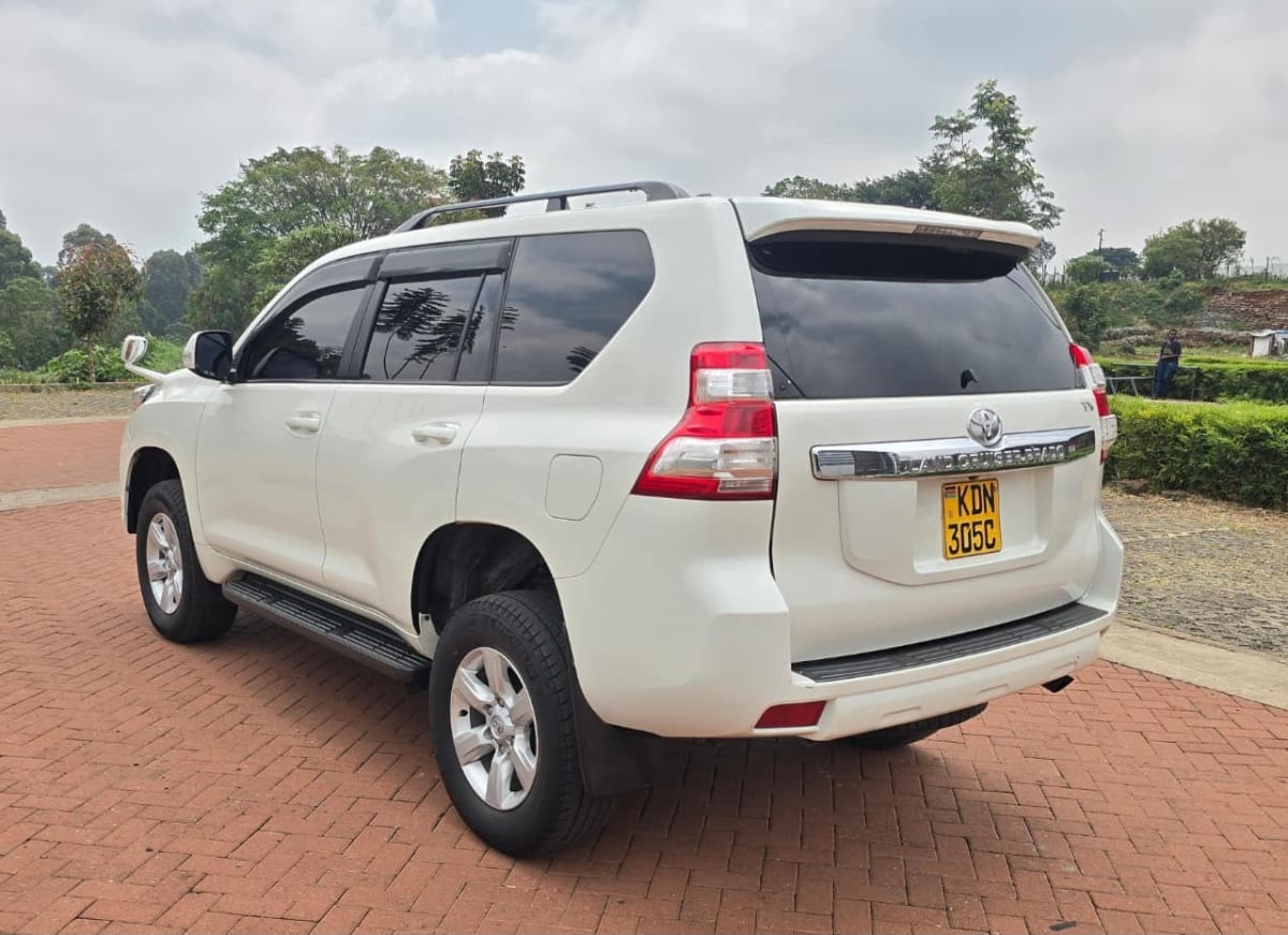TOYOTA LANDCRUISER PRADO TX
