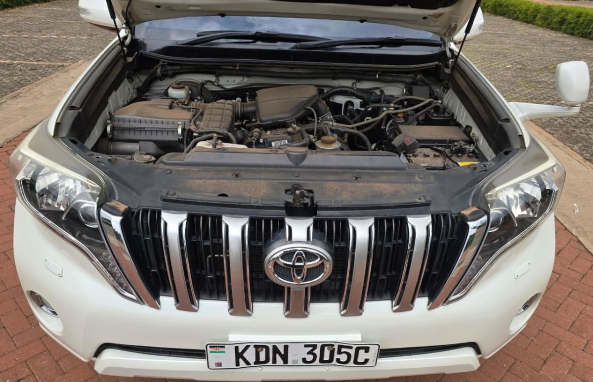TOYOTA LANDCRUISER PRADO TX