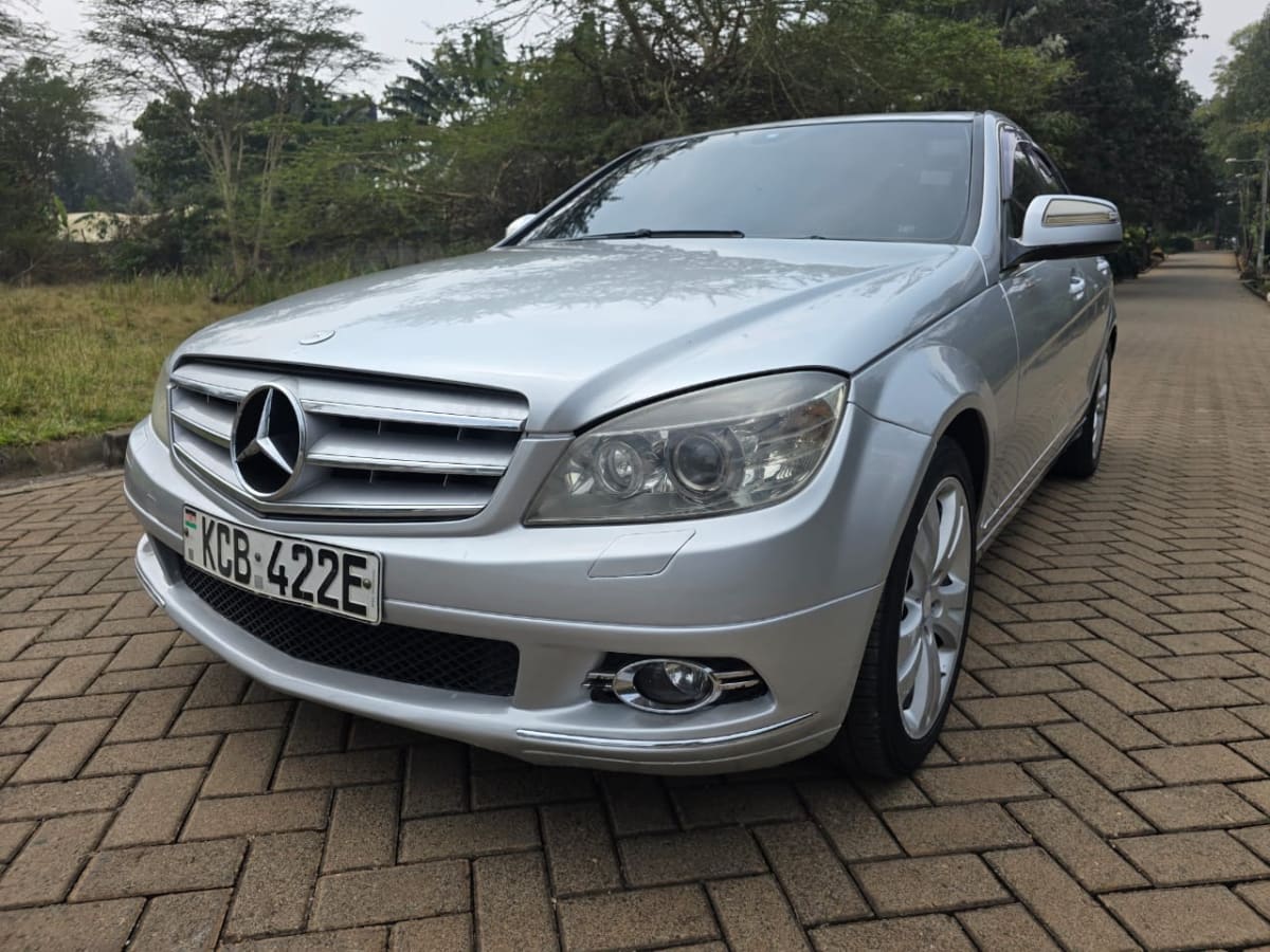 Mercedes Benz C200