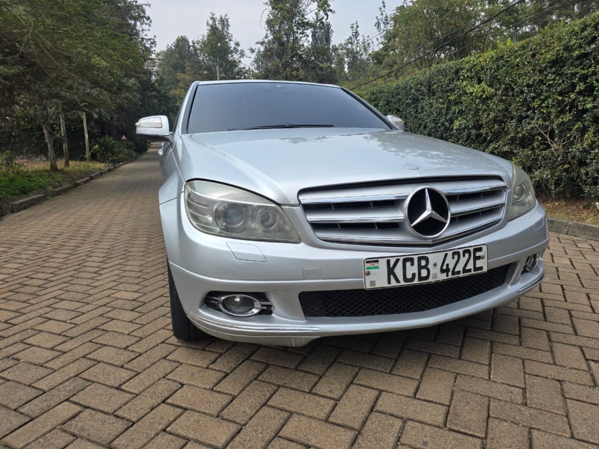 Mercedes Benz C200
