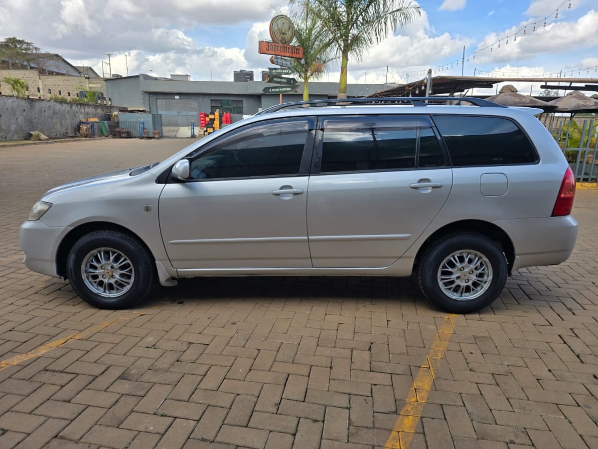 Toyota Fielder