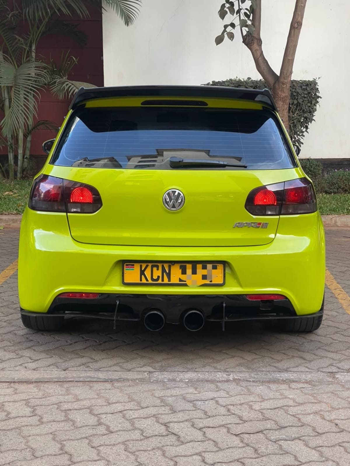 Volks Wagen Golf GTI
