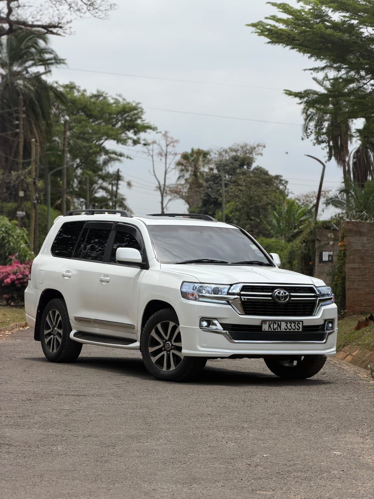 Toyota Landcruiser V8