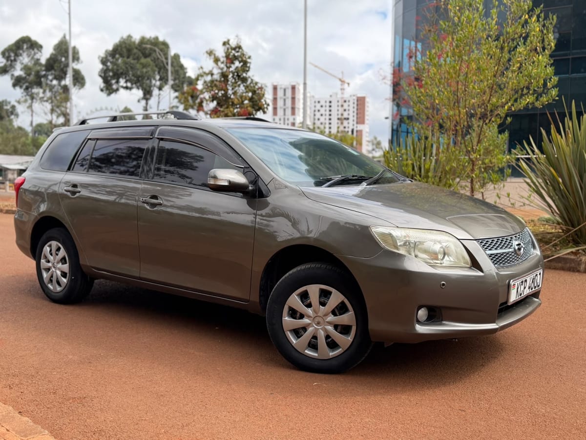 Toyota Fielder