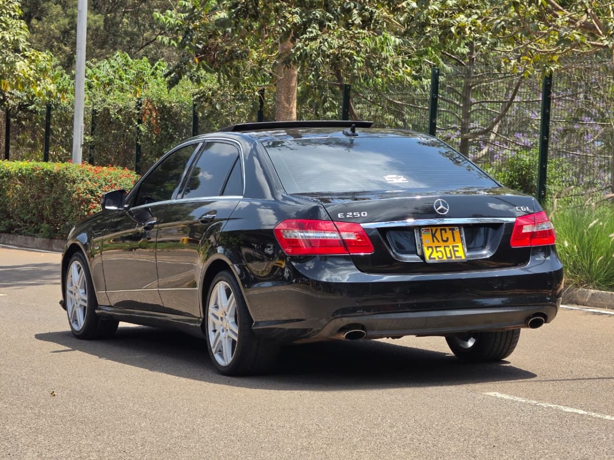 Mercedes Benz E250