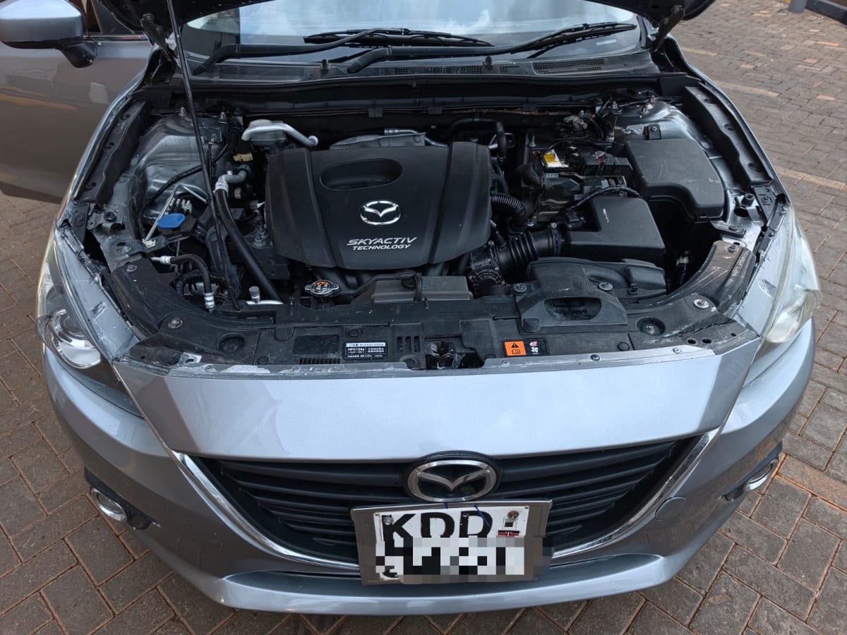 Mazda Axela