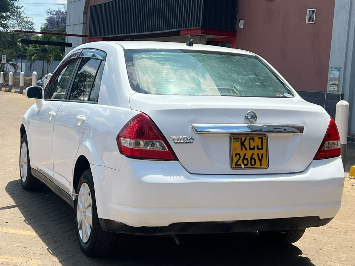 Nissan Tiida