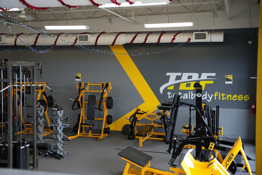 Hammer Strength plate-loaded machines at Total Body Fitness