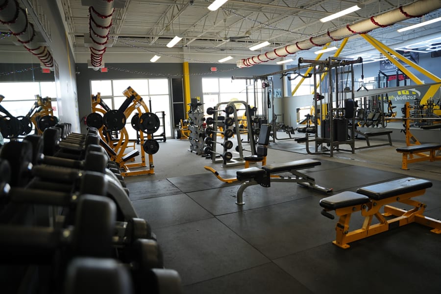 24/7 gym entrance at Total Body Fitness, Lee's Summit MO
