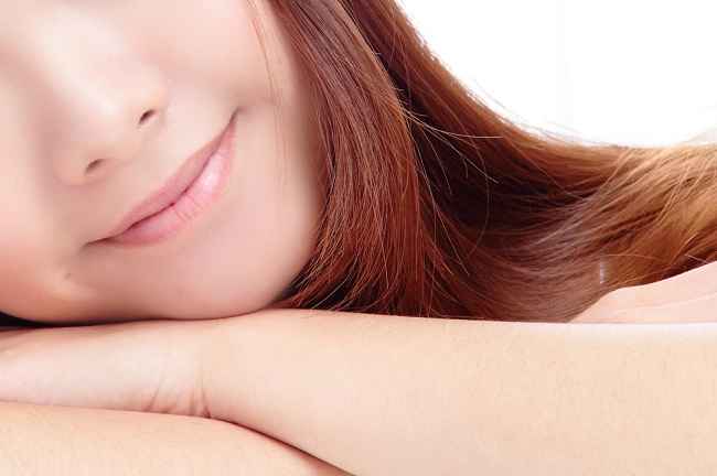 Cara Menghilangkan Komedo Secara Alami untuk Wajah Halus Berseri - Alodokter