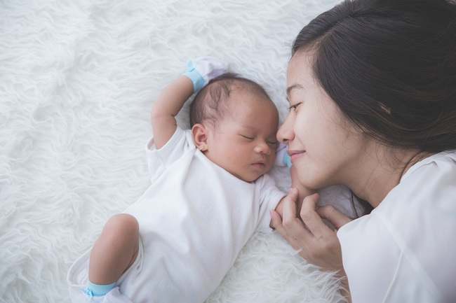 Penanganan Eksim pada Bayi yang Perlu Bunda Pahami - Alodokter