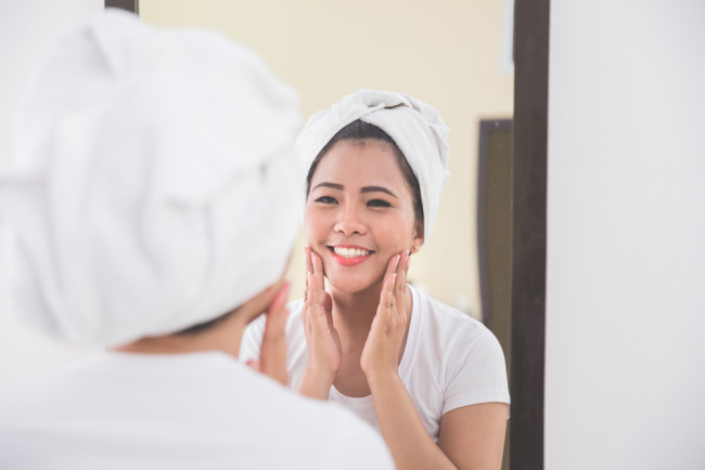 Keunggulan Serum Wajah yang Wajib Diketahui Kaum Hawa
