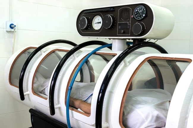 Hyperbaric Chamber. Sumber: Mckeeman, Wikimedia commons, 2008.