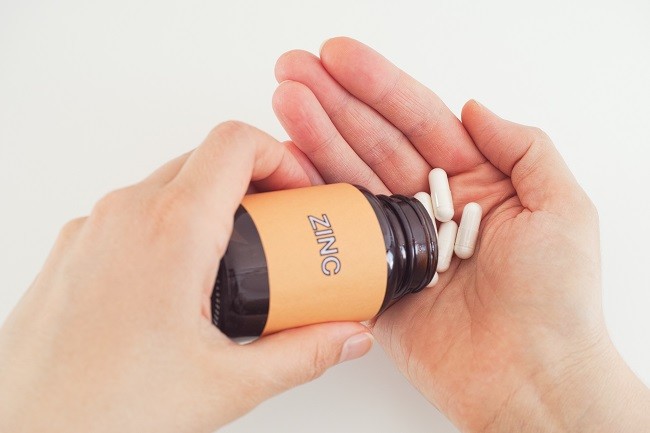 Zinc Sulphate - Manfaat, dosis dan efek samping - Alodokter