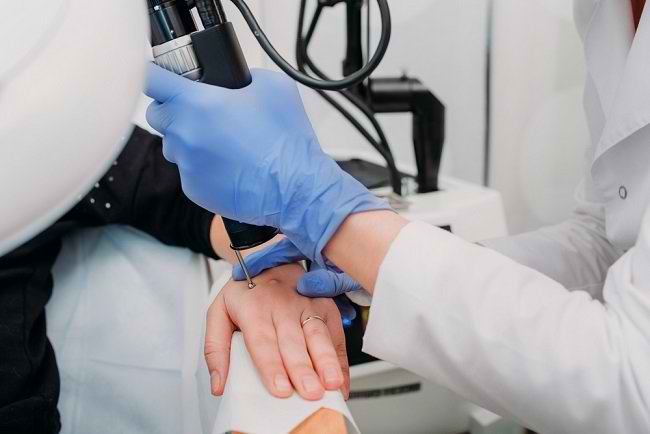 Memanfaatkan Nitrogen Cair ke dalam Prosedur Terapi Beku - Alodokter