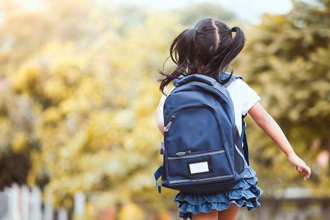 Tips Memilih Tas Sekolah Anak Alodokter