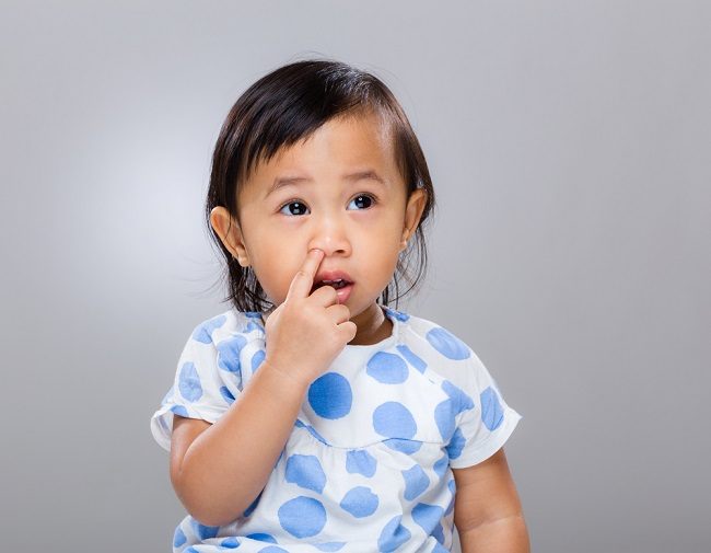 Jangan Panik, Lakukan ini Saat Anak Kemasukan Benda Asing di Hidung
