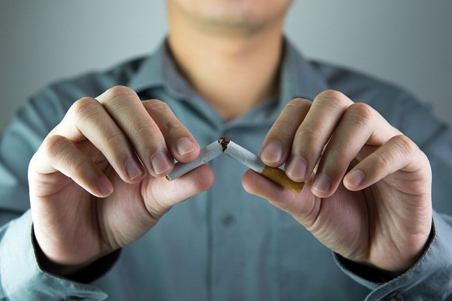 Masa Depan Cerah dengan Berhenti Merokok - Alodokter