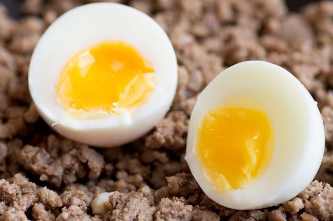 Waspadai Deretan Makanan Pemicu Keguguran Berikut Ini!
