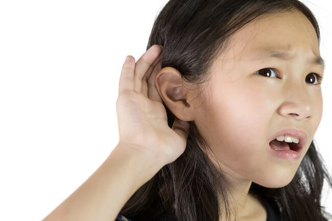 Do not consider trivial, recognize the symptoms of hearing loss in children