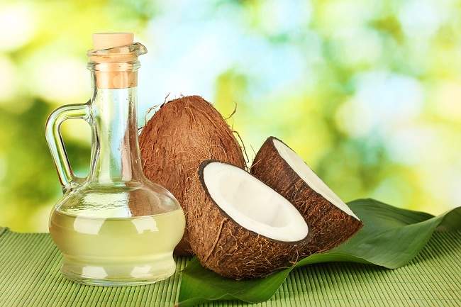 Fakta Minyak Kelapa untuk Rambut dan Diet