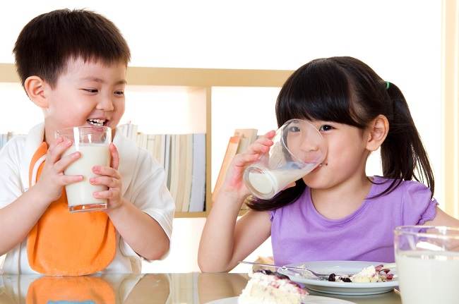 Asupan Peninggi Badan yang Bisa Membantu Pertumbuhan Anak