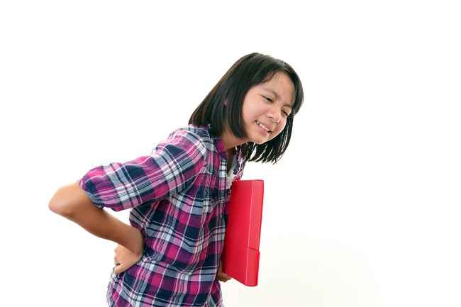 Berbagai Penyebab Sakit Punggung pada Anak dan Cara Mengatasinya