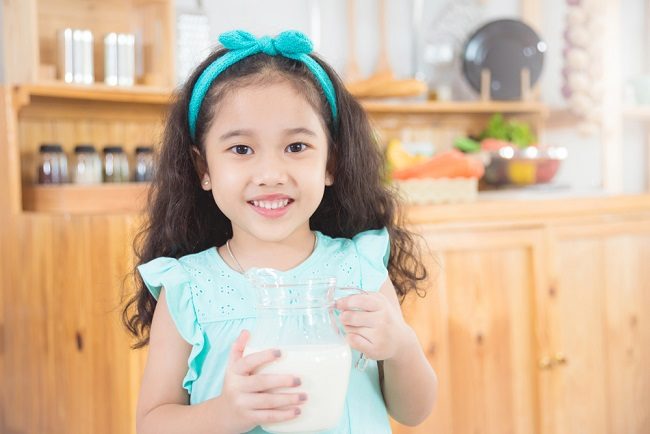 Manfaat Susu Organik untuk Tumbuh Kembang Anak