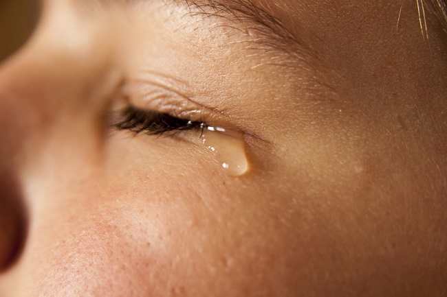 Simak Fakta Menarik tentang Air Mata di Sini - Alodokter
