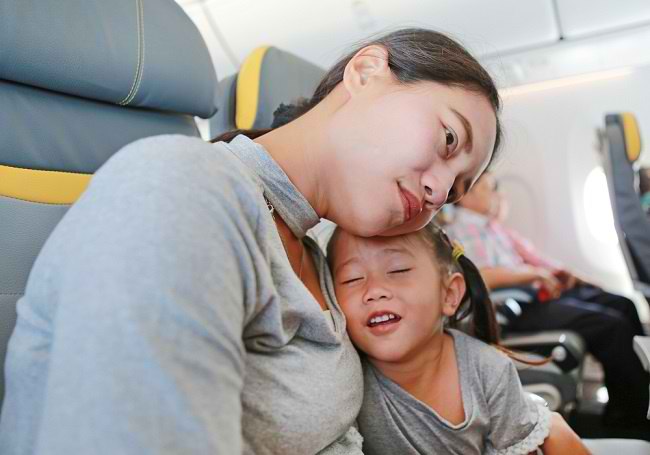 Jangan Khawatir Bunda Jet Lag Pada Anak Bisa Diatasi Dengan Cara Ini Alodokter