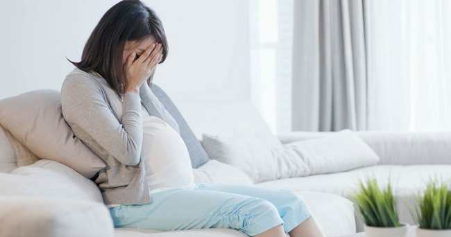 Vanishing Twin Syndrome: Komplikasi Kehamilan yang Membuat Janin Kembar Menghilang - Alodokter