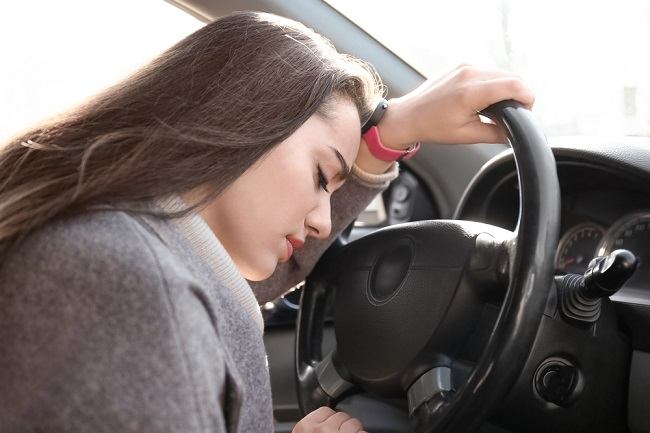 Sering Tidur Tibatiba dalam Waktu Singkat? Waspadai Bahayanya Alodokter