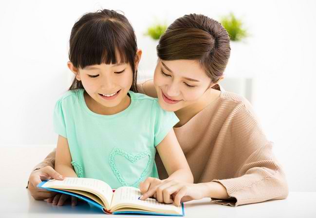 8 Langkah Membuat Anak Cerdas - Alodokter