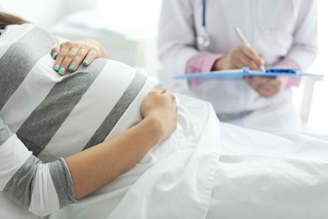 Prosedur Induksi untuk Mempercepat Persalinan - Alodokter