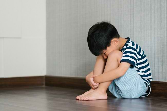 Pahami Gejala dan Perawatan Depresi pada Anak - Alodokter