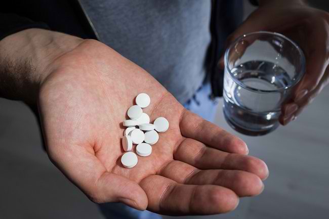 Jangan Sembarangan Mengonsumsi Antibiotik - Alodokter