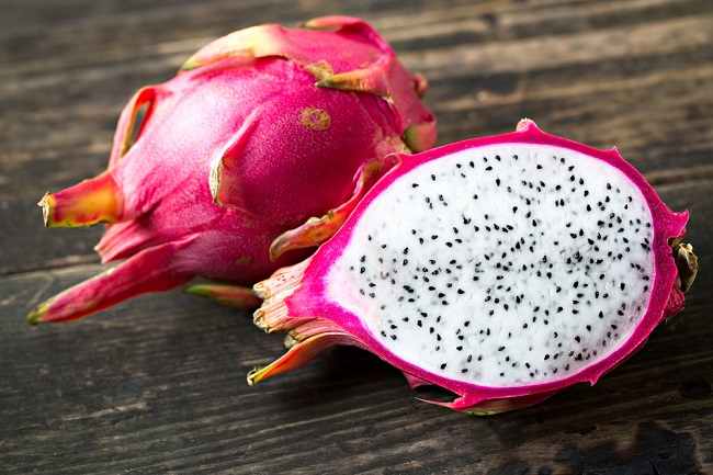 Temukan Manfaat Buah Naga yang Sarat Nutrisi - Alodokter