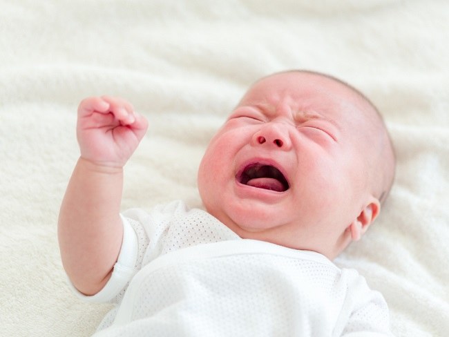 5 Hal yang Sering Mengganggu Tidur Bayi - Alodokter