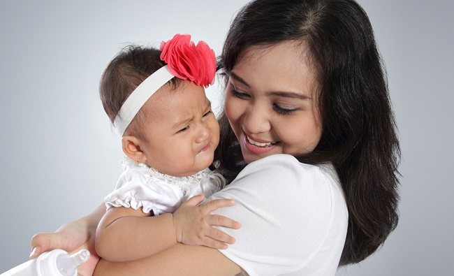 Normalkah Bayi Takut Kepada Orang Asing Alodokter