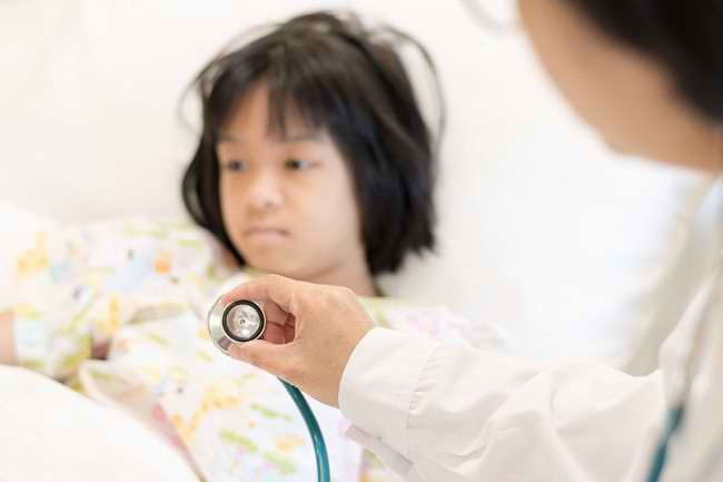 Mengenali Penyebab dan Gejala-Gejala Kanker Darah pada Anak - Alodokter