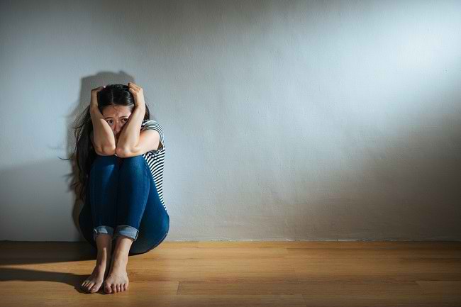 Mengenal Penyebab Halusinasi dan Jenisnya - Alodokter
